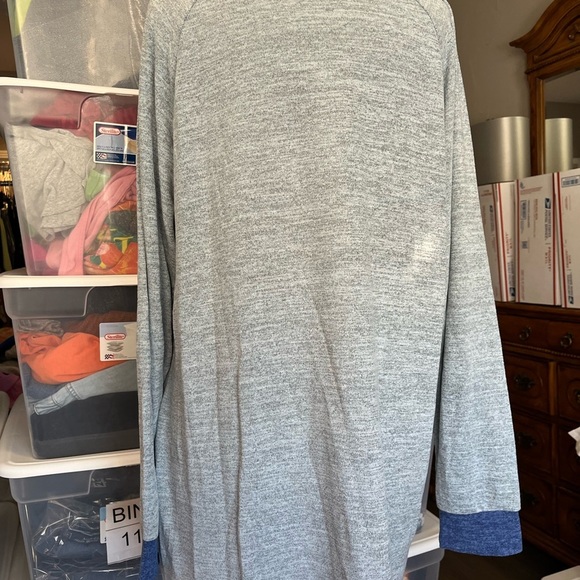 Long Sleeve Top - Picture 2 of 7